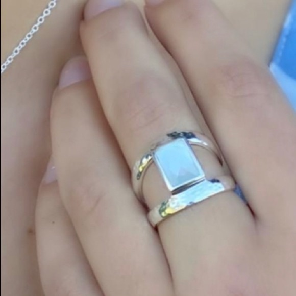 Grace & Heart Sterling Silver/ Mother of Pearl Ring Size 10 New - Picture 3 of 7